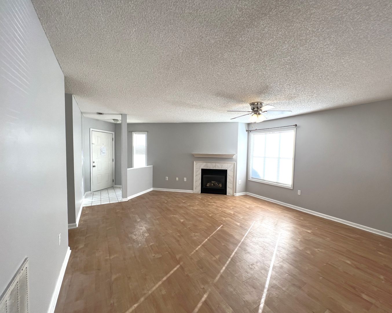 Wilmington House: 4162 Breezewood Dr, Unit 101