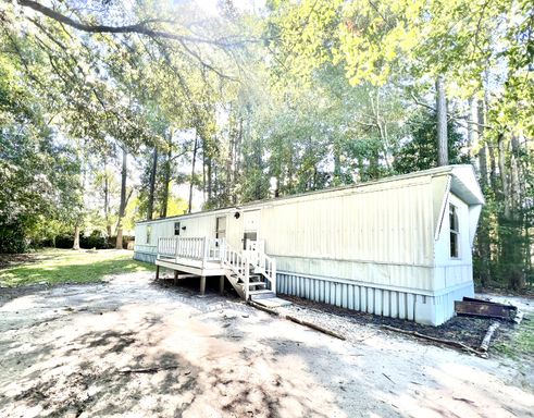 5566 Sycamore Street, Wilmington, NC 28403