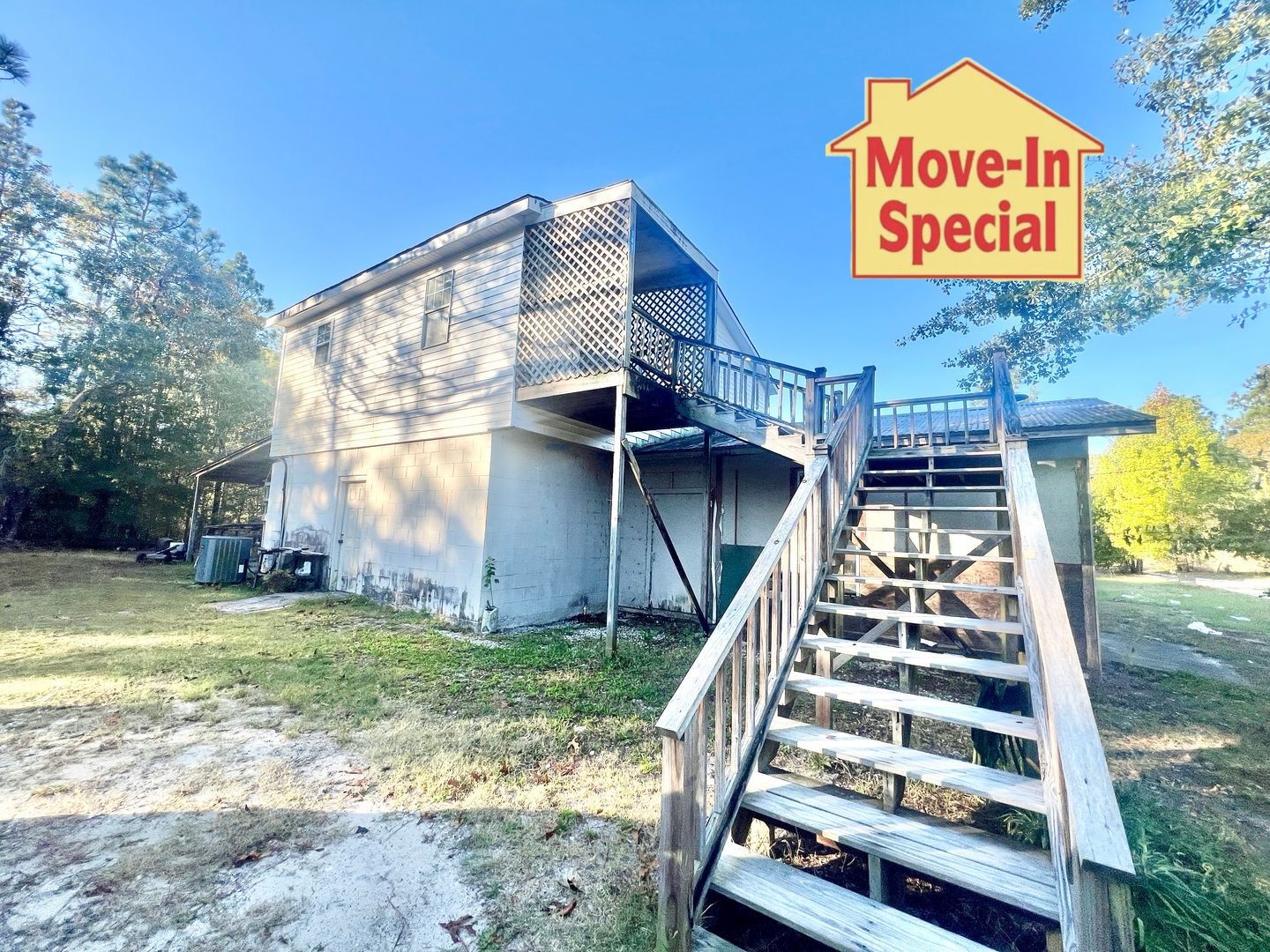 Currie House: 141 Sidney Lane