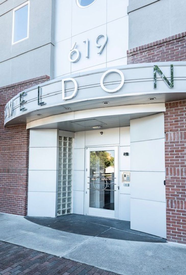 Wilmington Condo: N 4th Street 619 Unit 203