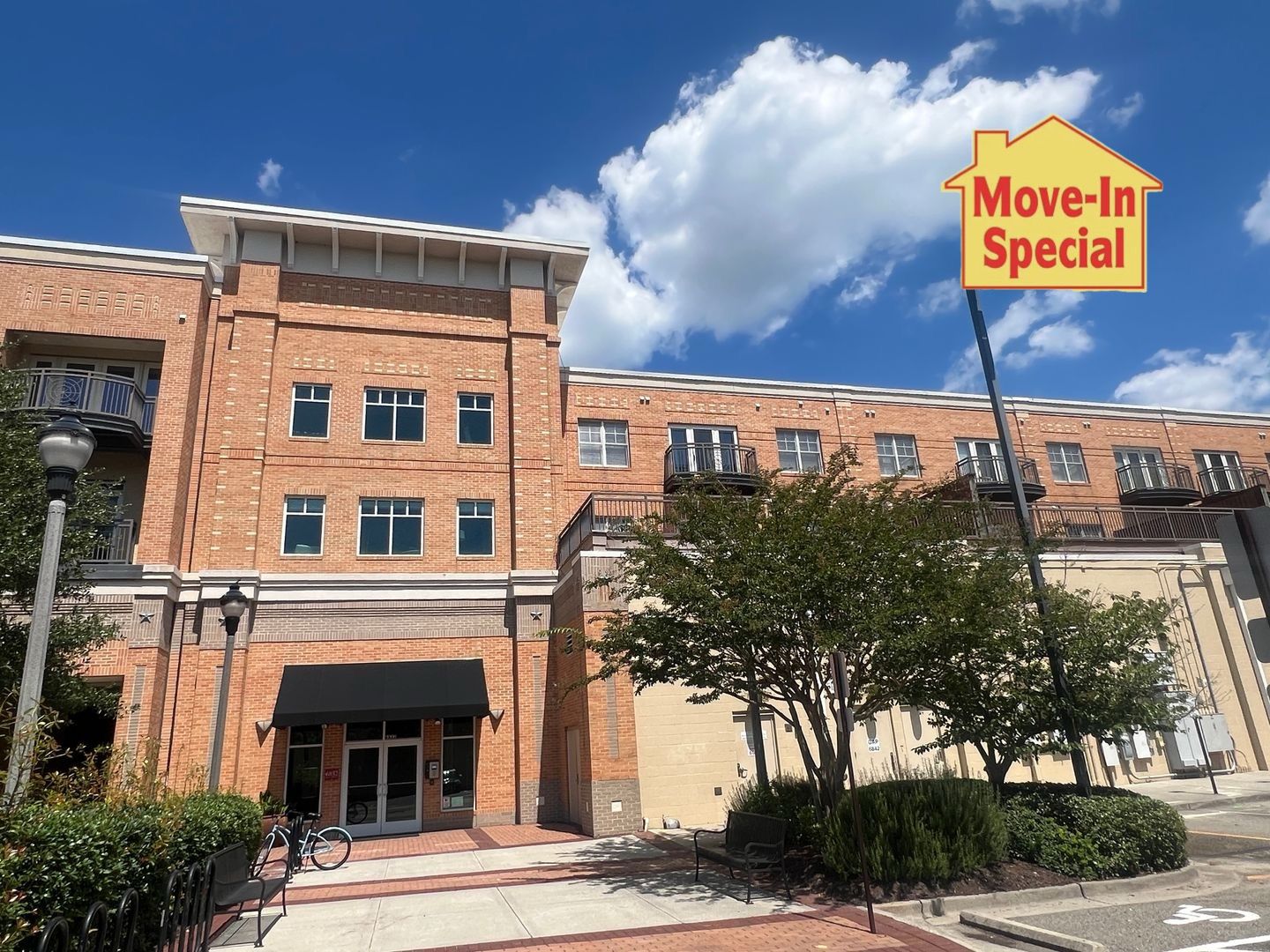Wilmington House: 6832 Main Street unit 323