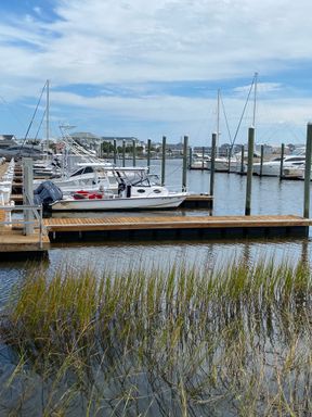 Green Turtle Lane, Slip 42- B Harbour Yacht Club & Marina, Carolina, MT 28428