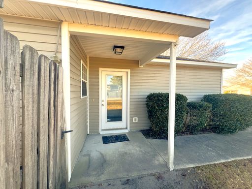 Listing photo thumbnail