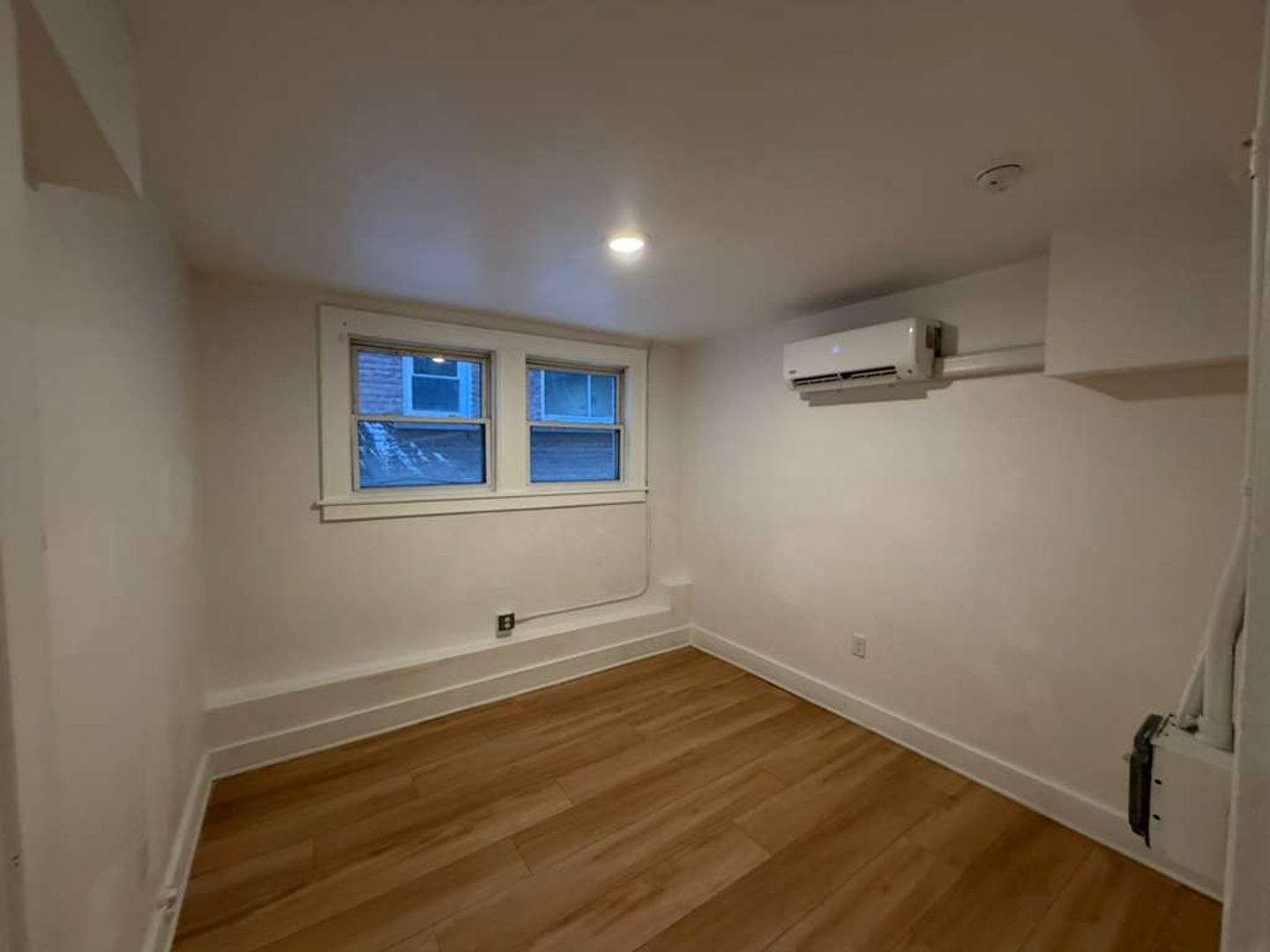 Cleveland Apartment: 1384-1388 W 83rd St