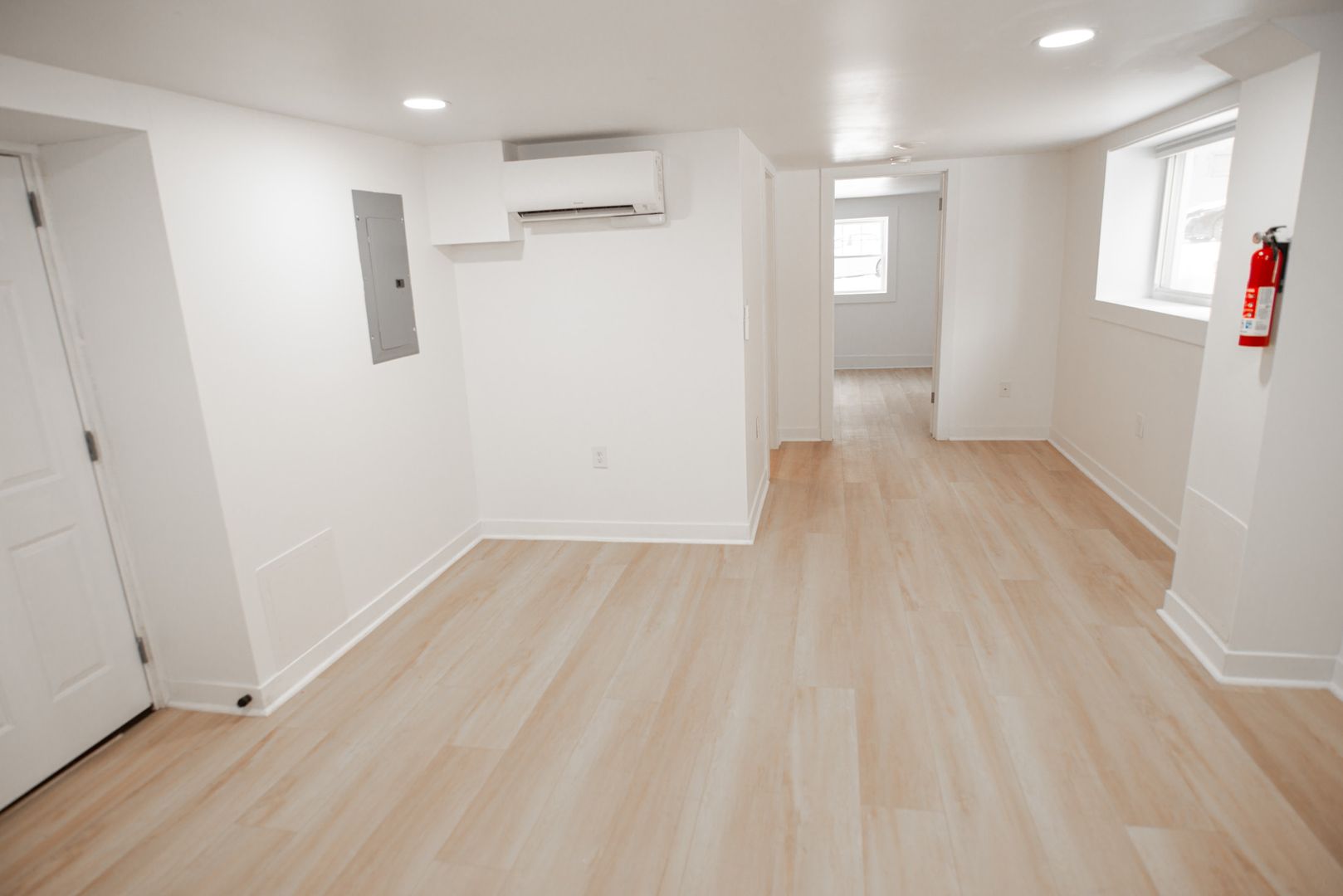 Cleveland Apartment: 1384-1388 W 83rd St