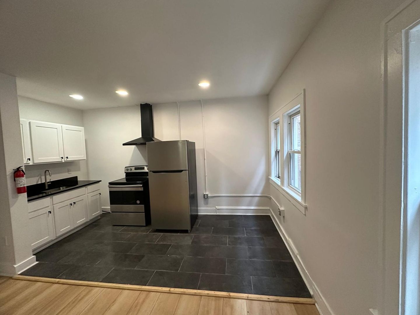 Cleveland Apartment: 1384-1388 W 83rd St