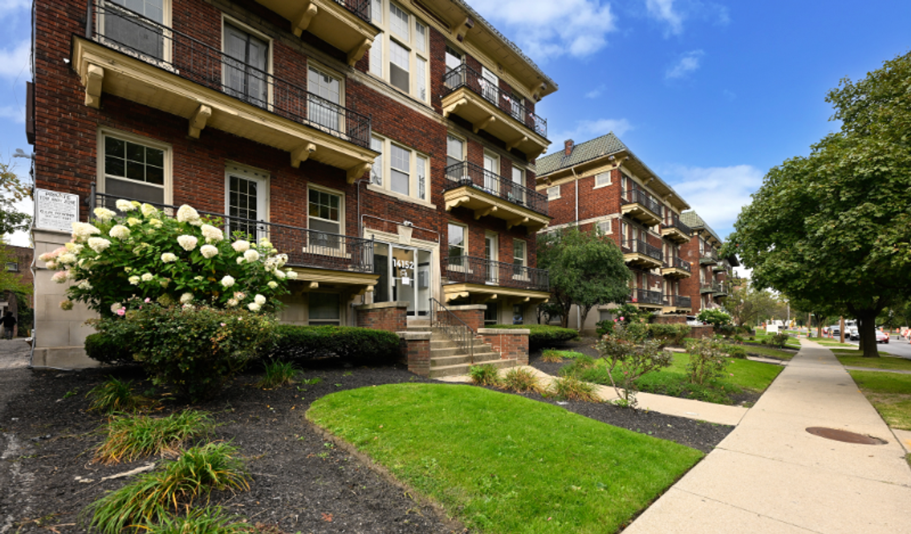 Cleveland Heights Apartment: 14148 Superior Rd