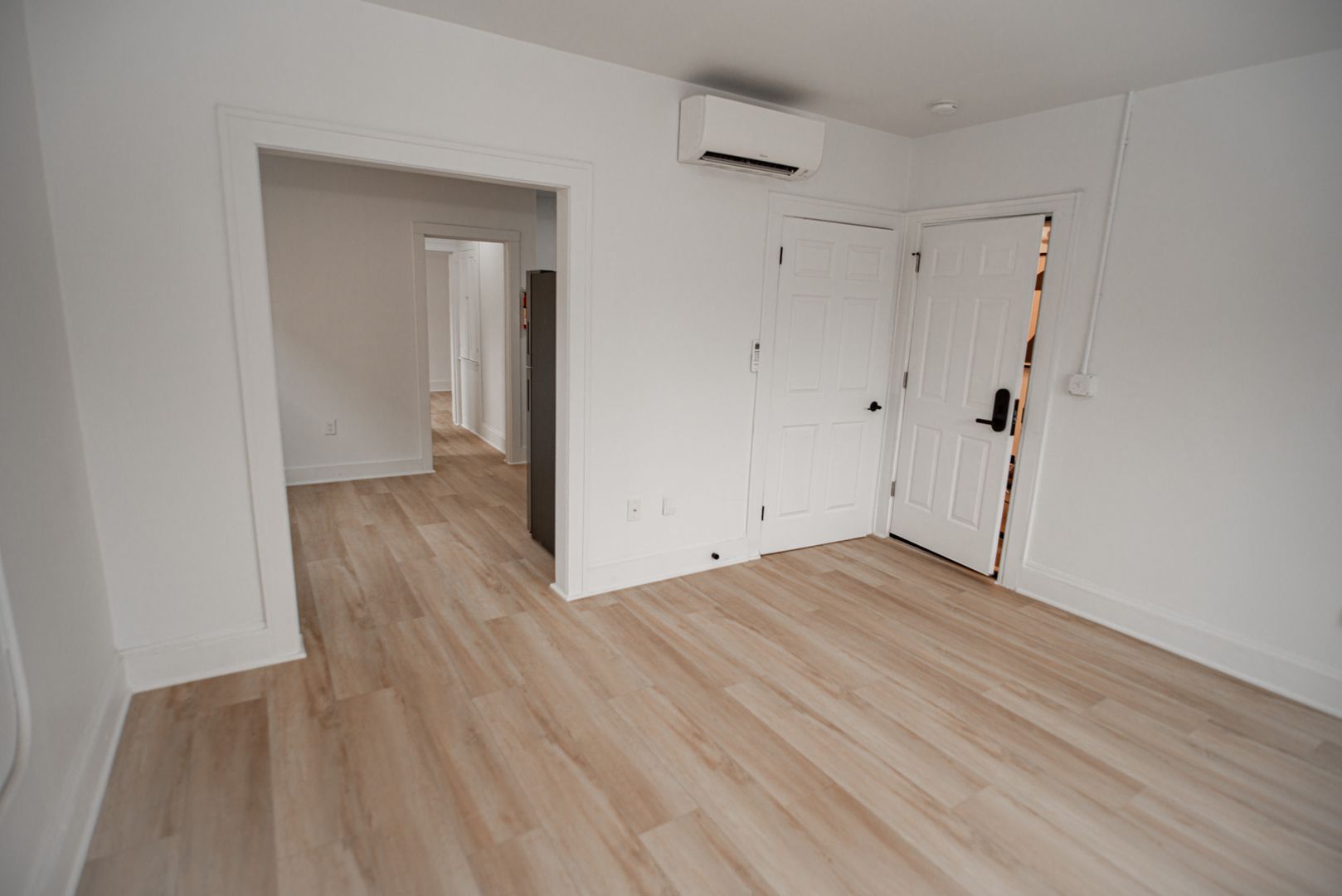 Cleveland Apartment: 1384-1388 W 83rd St