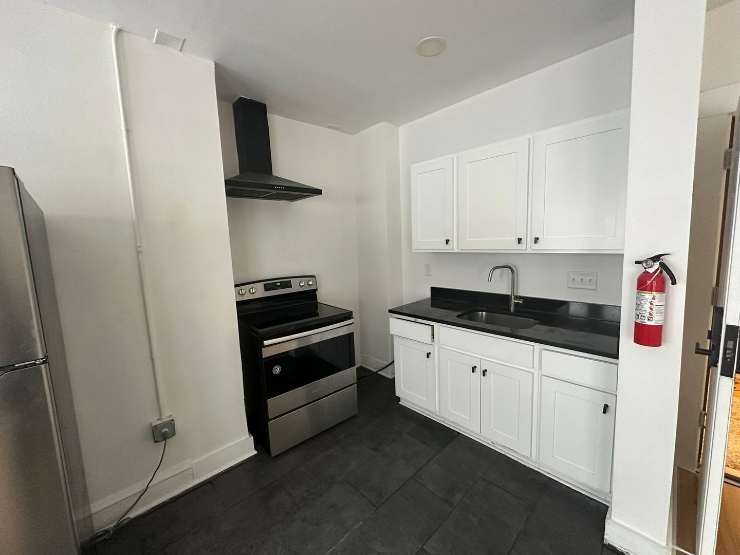 Cleveland Apartment: 1384-1388 W 83rd St