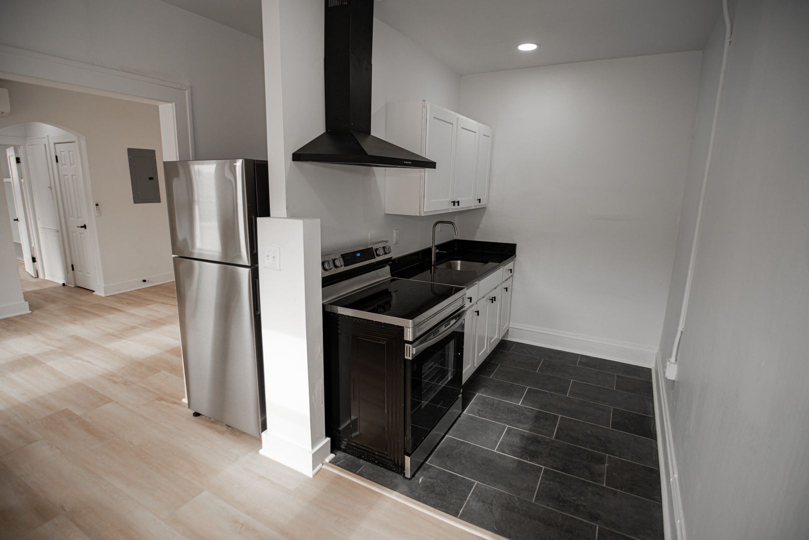 Cleveland Apartment: 1384-1388 W 83rd St