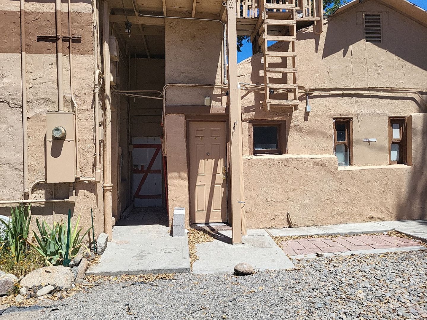 Reno Apartment: 462 Evans Avenue