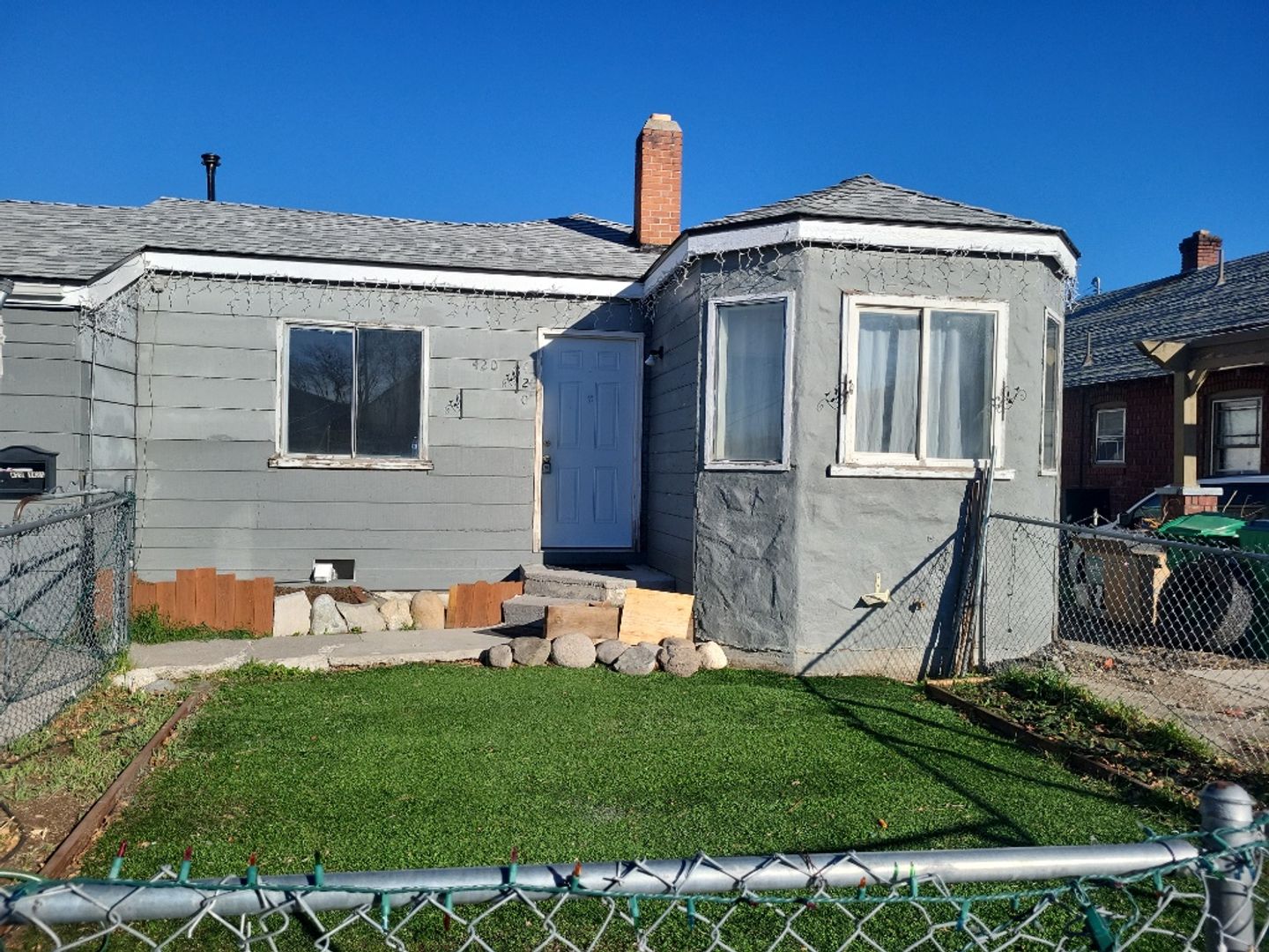 Sparks Apartment: 420 14th Street