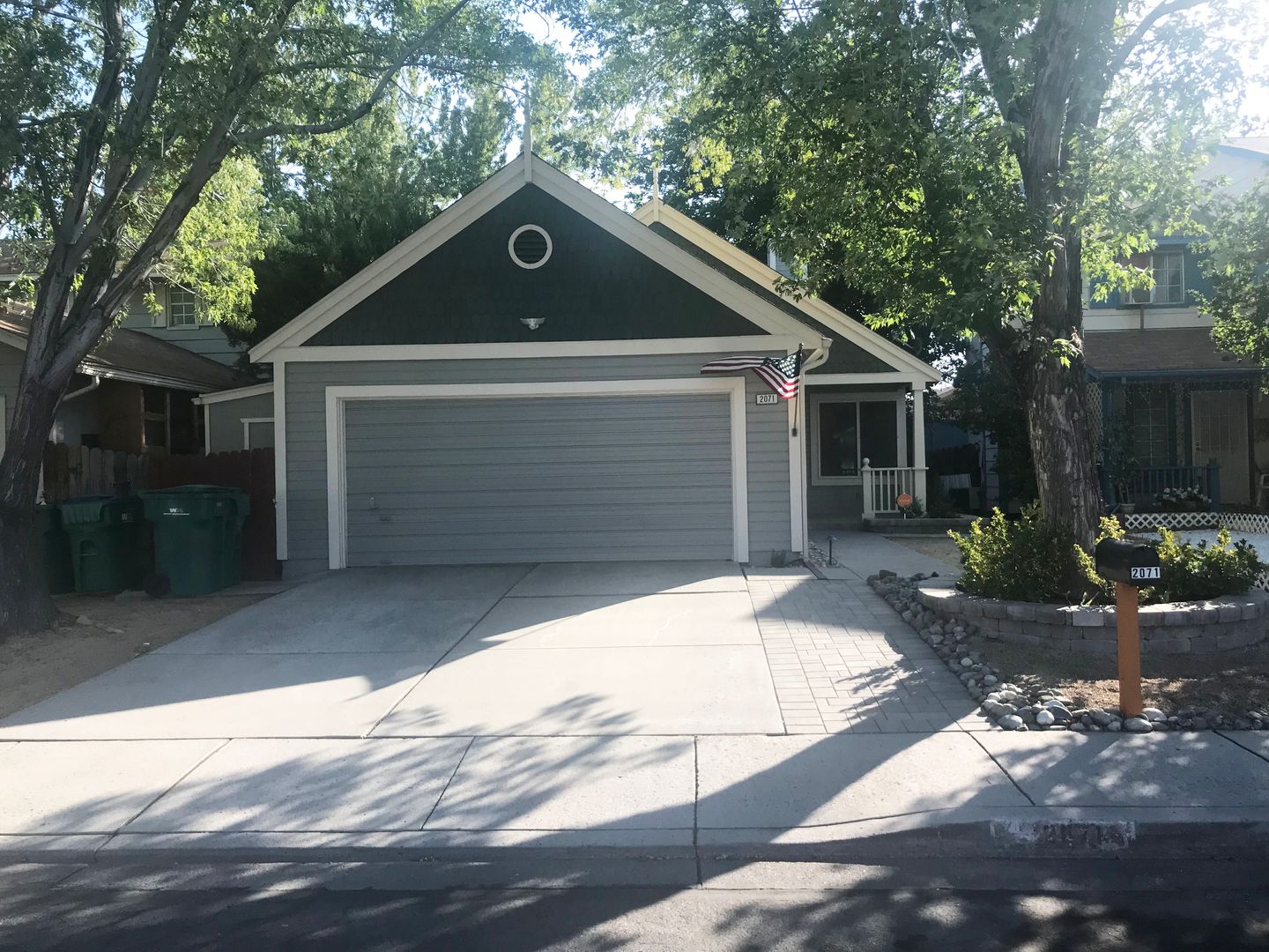 Sparks House: 2071 Burnside Drive