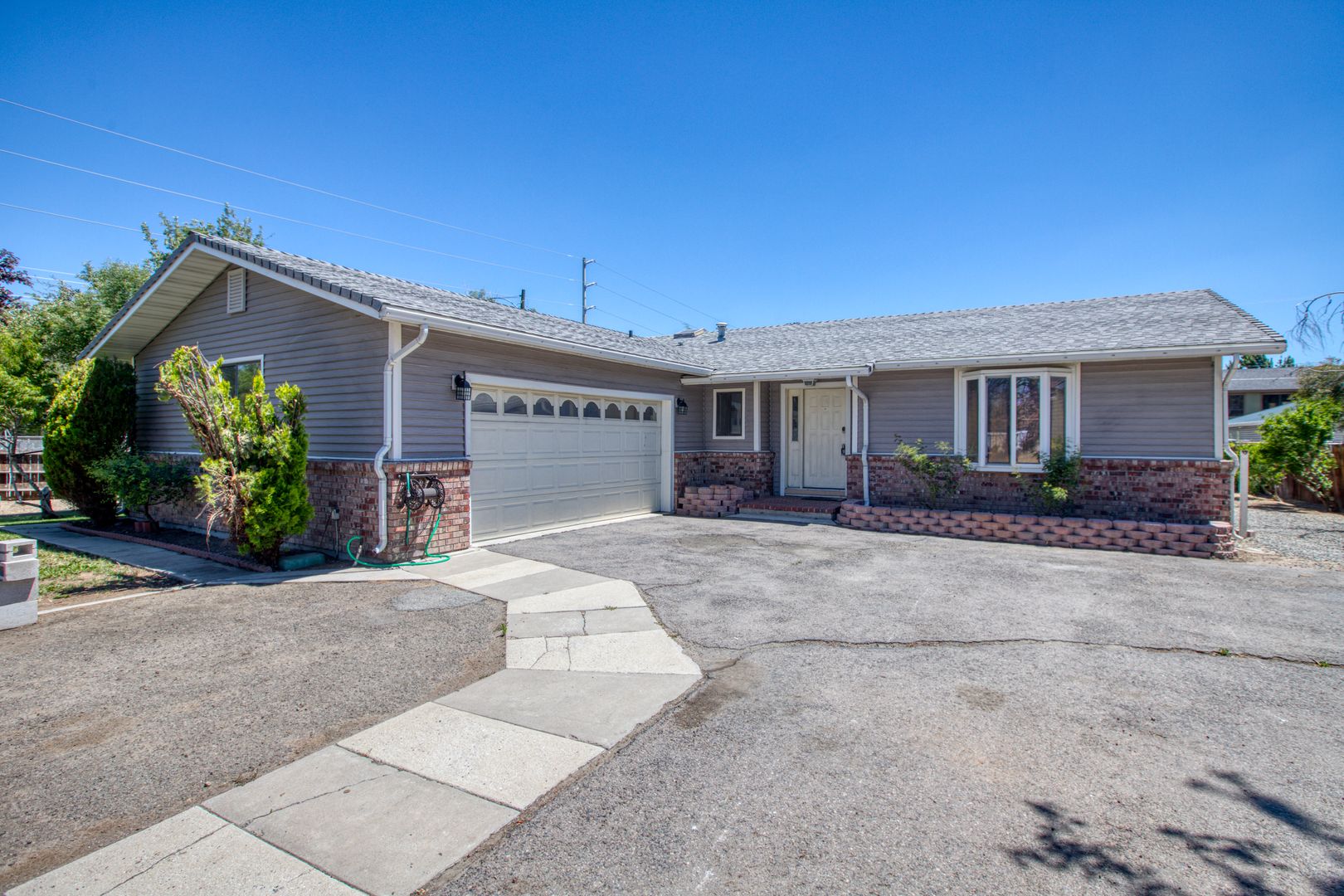 Sparks House: 1985 Ponderosa Drive