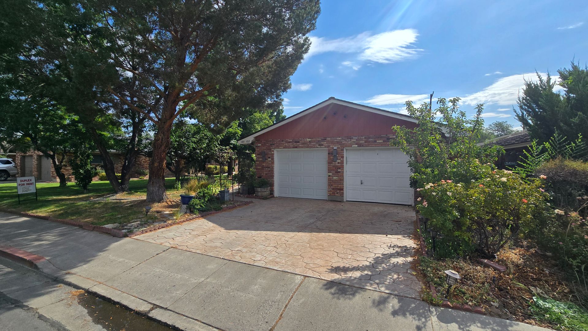 Reno House: 100 Hunter Lake Drive