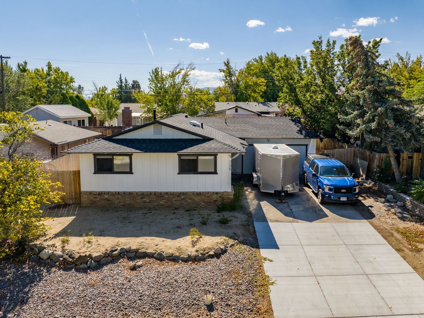 Reno House: 1175 Akard Way