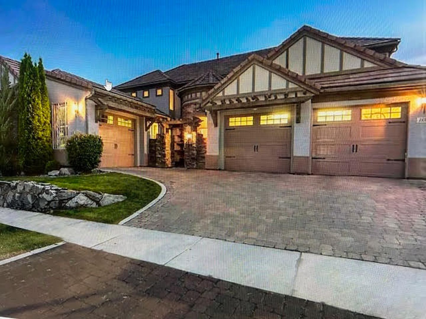 Reno House: 1835 Graysburg Drive