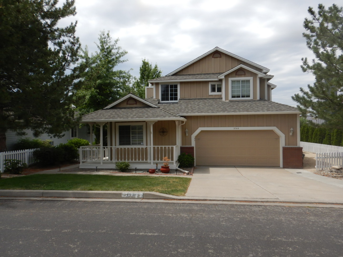 Reno House: 3745 Brighton Way