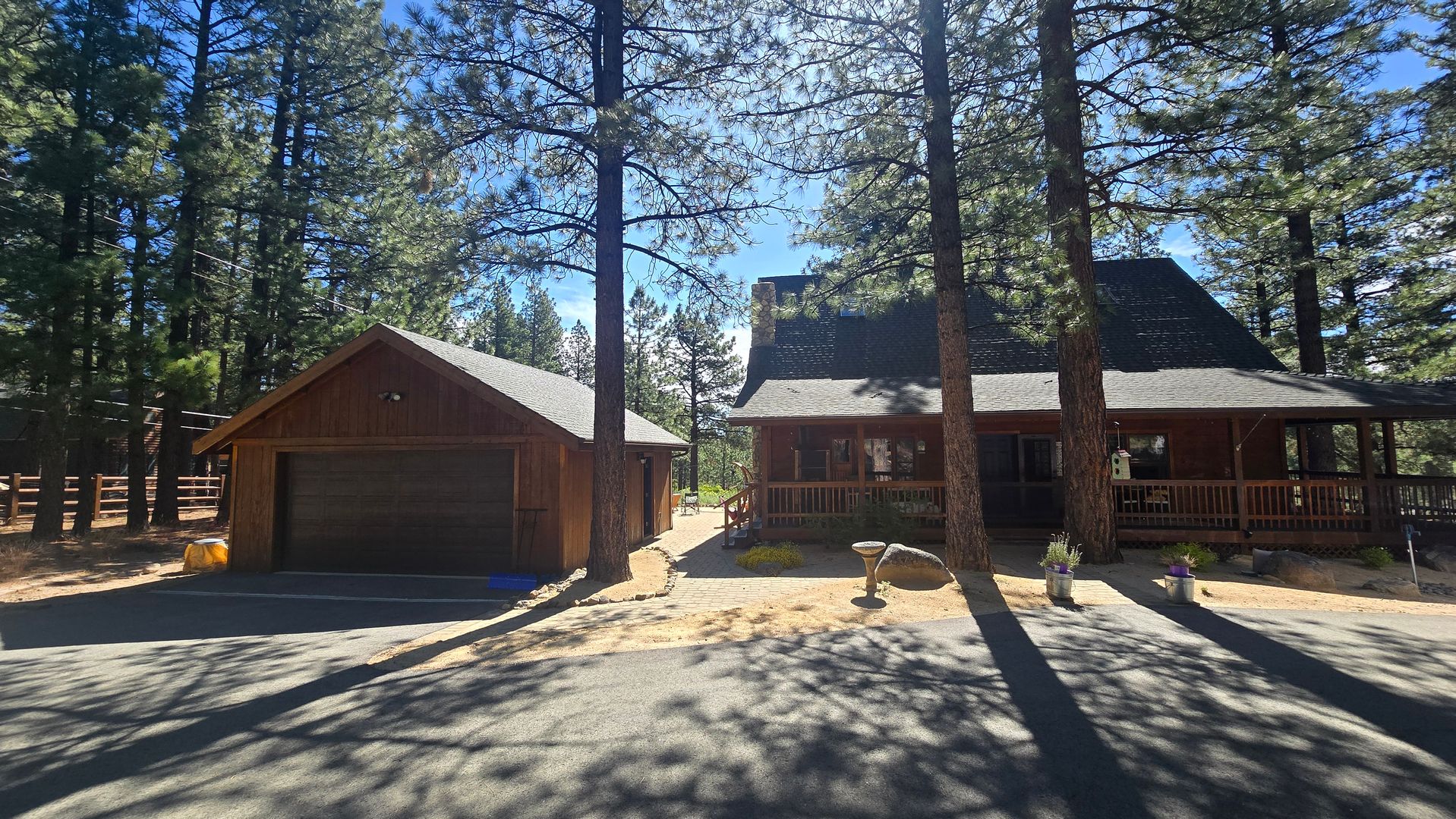 Reno House: 3365 Joy Lake Road