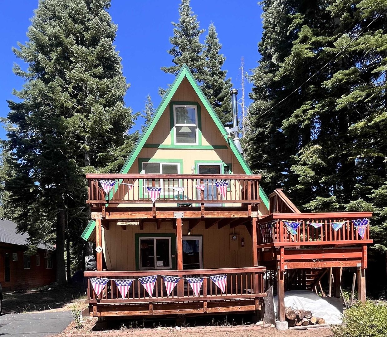 Truckee House: 10117 Washoe Rd