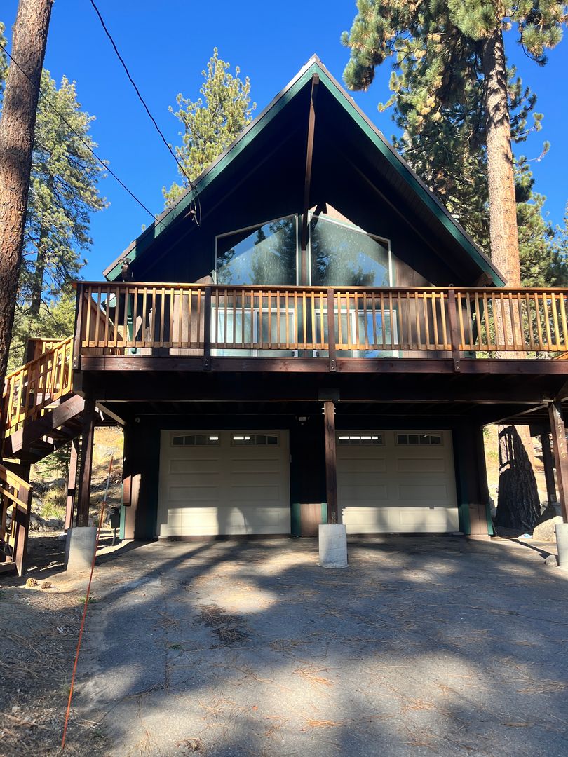 Truckee House: 13440 Olympic Drive