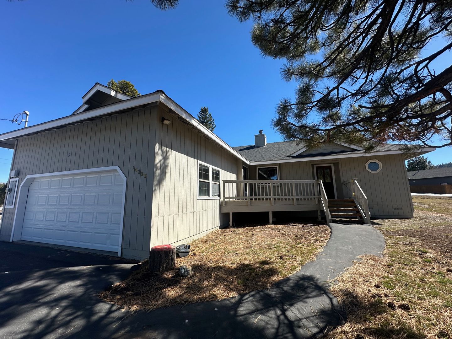 Truckee House: 16137 Lance Drive