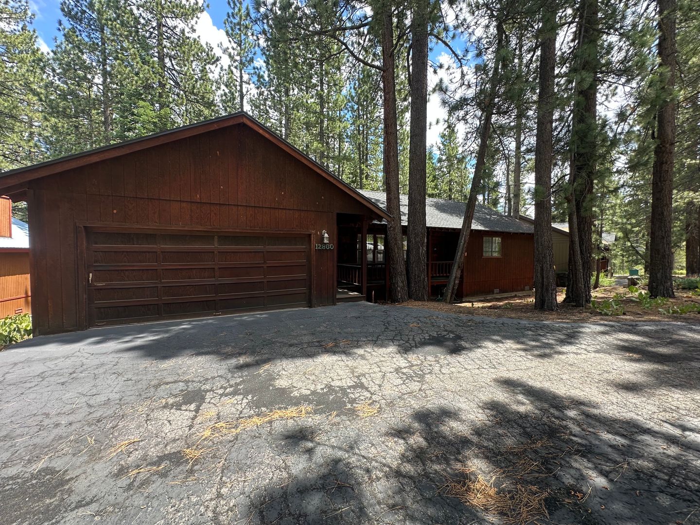 Truckee House: 12860 Hansel Avenue