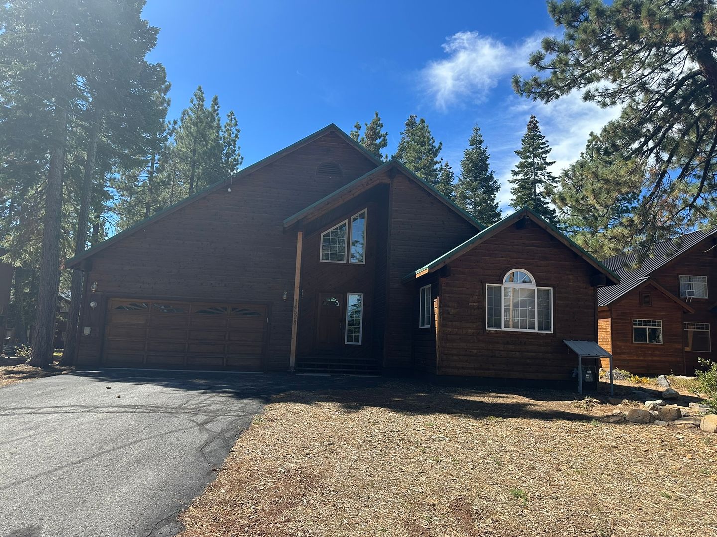 Truckee House: 14538 Tyrol Road