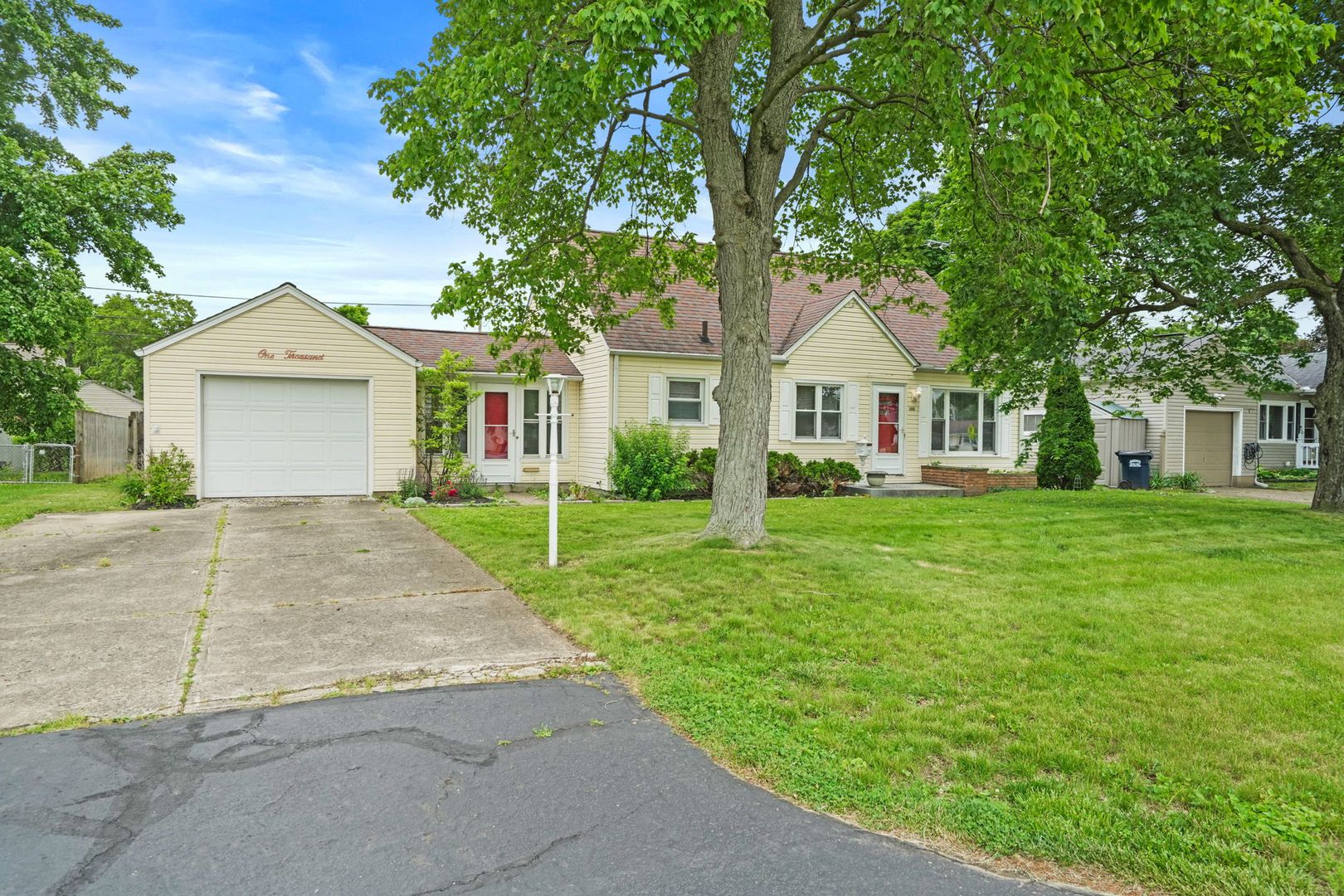 Newark House: 1000 Glenmore Avenue