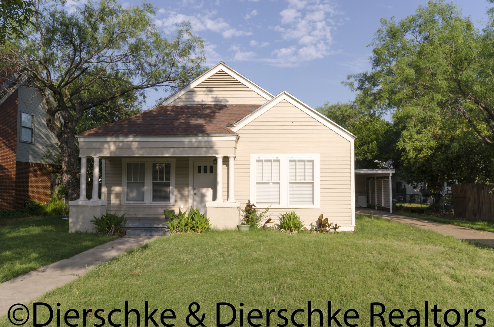 San Angelo House: 1007 Austin