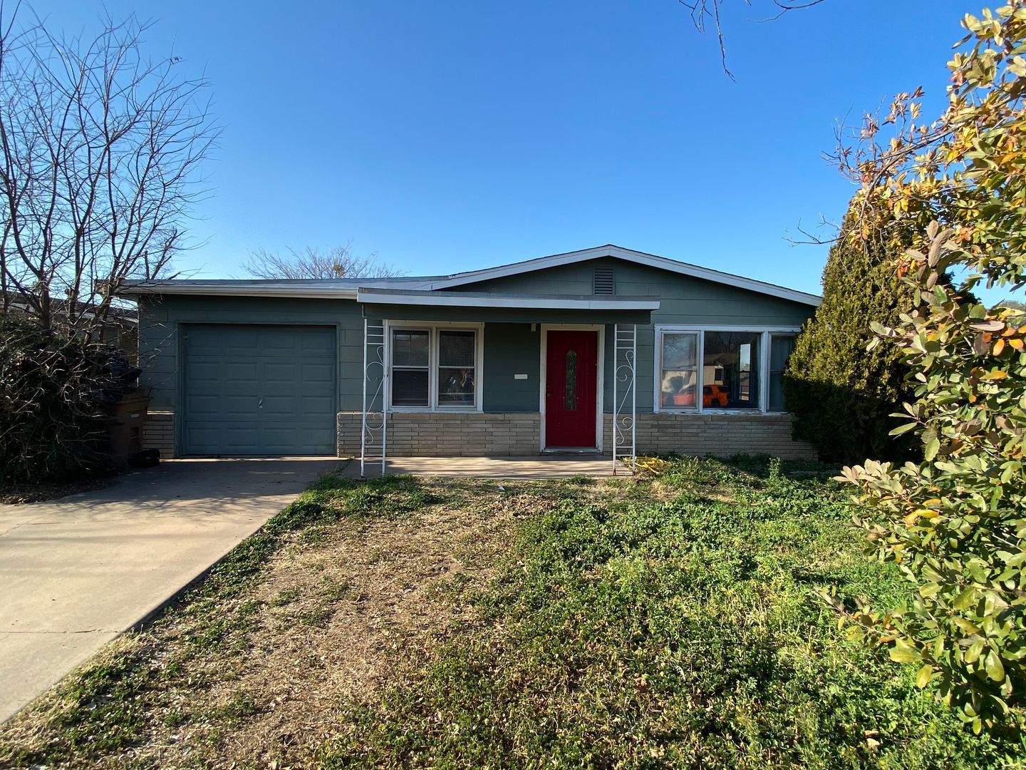 San Angelo House: 1902 Webster
