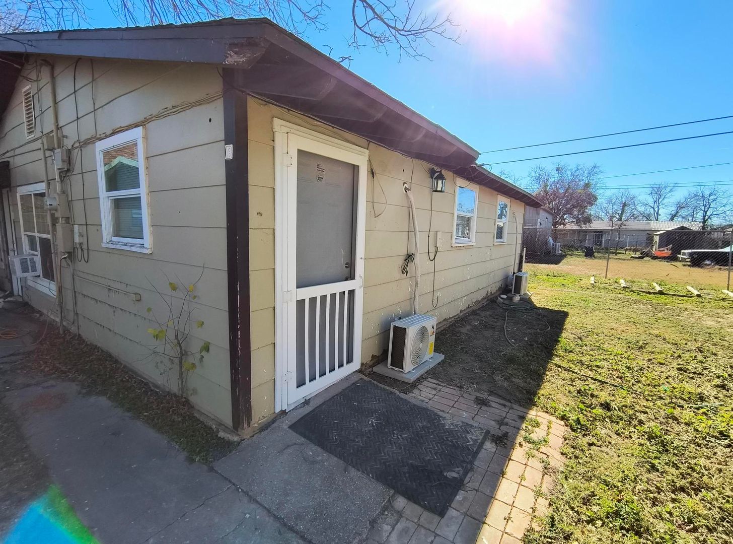 San Angelo Apartment: 617 E Ave C