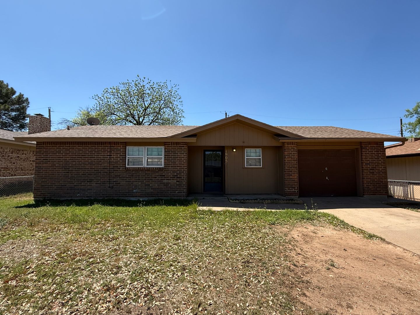 San Angelo House: 1905 Meadowbrook