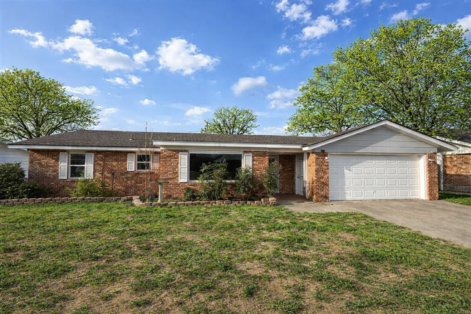 San Angelo House: 3207 Trinity Ave