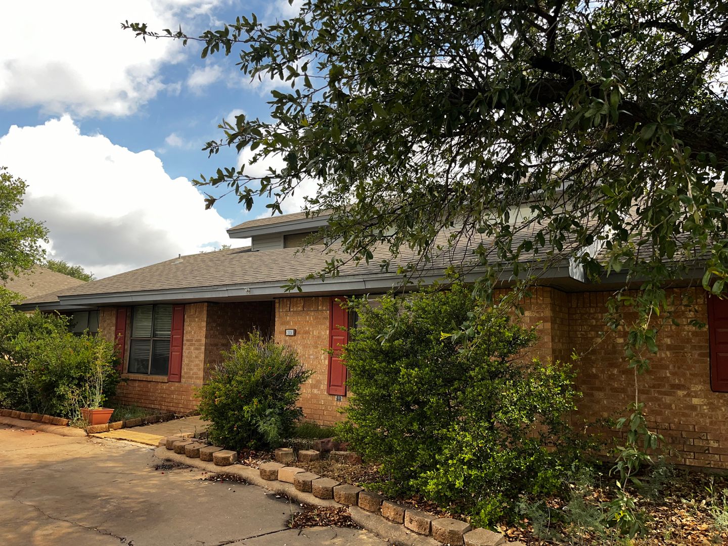 San Angelo House: 3834 Lake Ridge Dr.