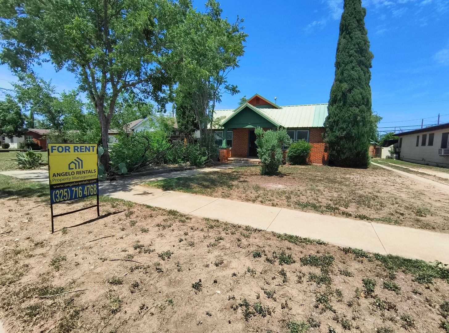 San Angelo House: 906 Wichita