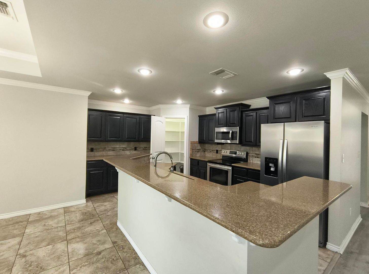 San Angelo House: 50 Tracie Trail