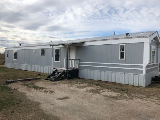 AFFORDABLE 3-bedroom 2 bath Mobile Home at Cactus Lane MH Park