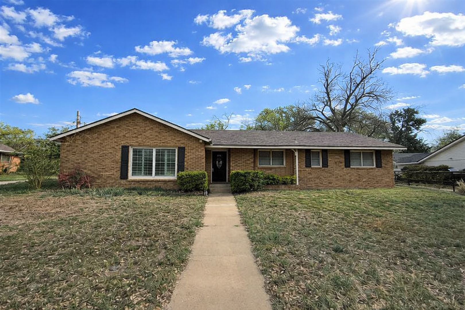 San Angelo House: 2130 Sul Ross St