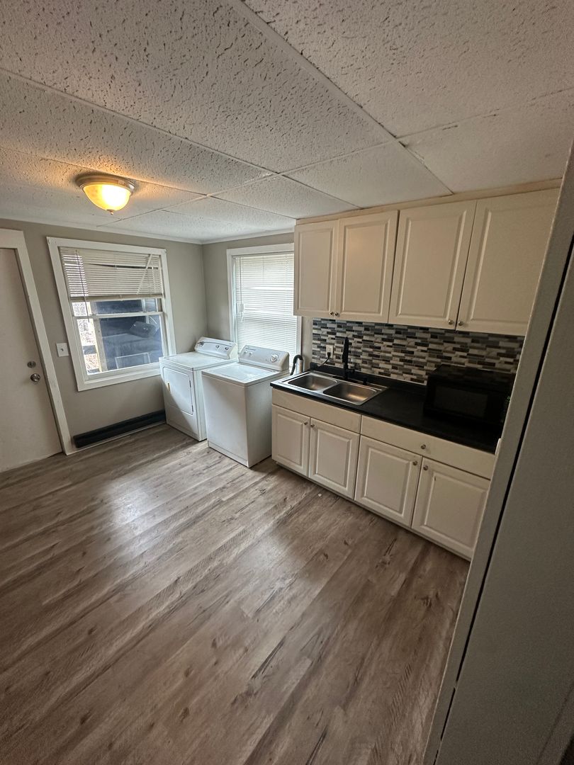 Rochester Apartment: 183 Pearl St