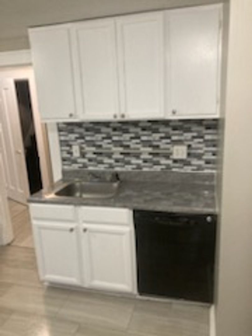 Rochester Apartment: 67-69 Upton Place