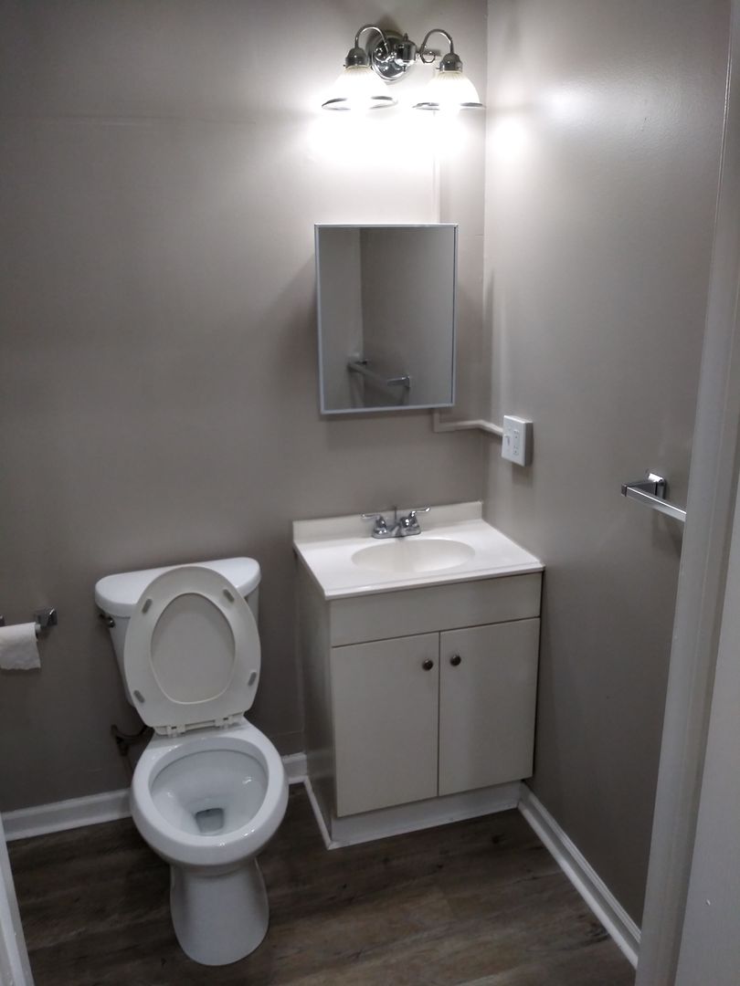 Rochester Apartment: 637-641Thurston Road