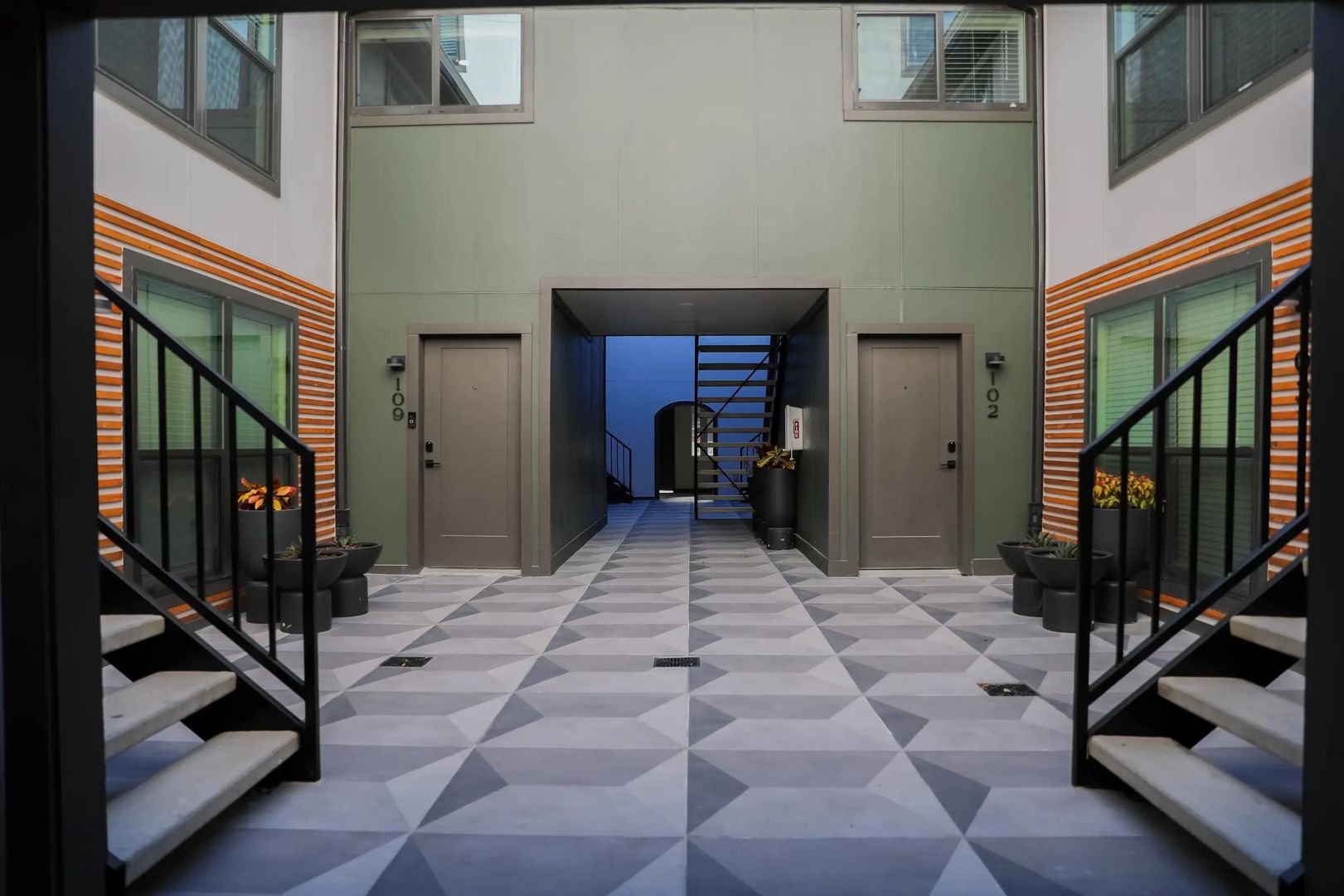 Dallas Apartment: 2909 Lucas Drive