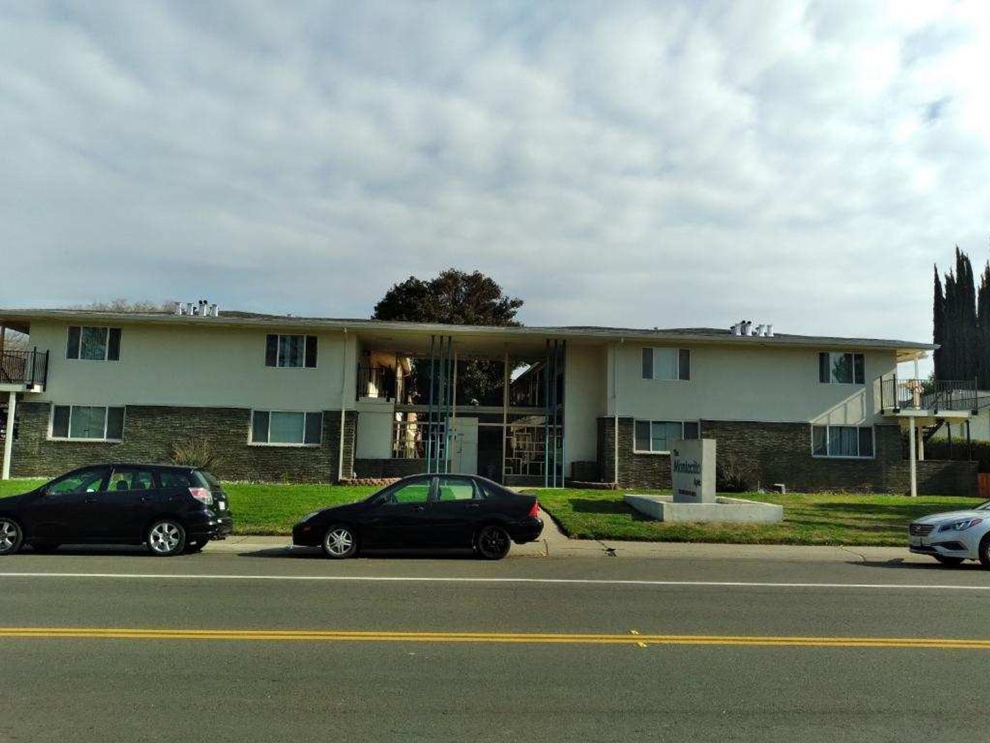 West Sacramento Apartment: 501 Michigan Blvd.