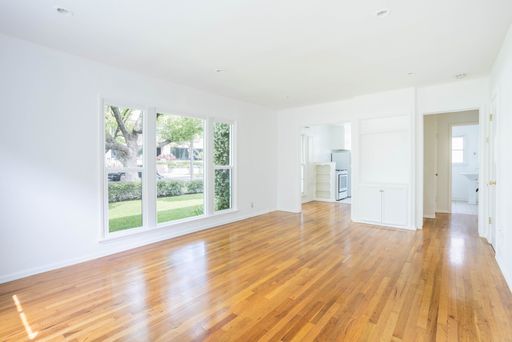 Charming 1 bedroom in the heart of Beverly Hills! – photo 1