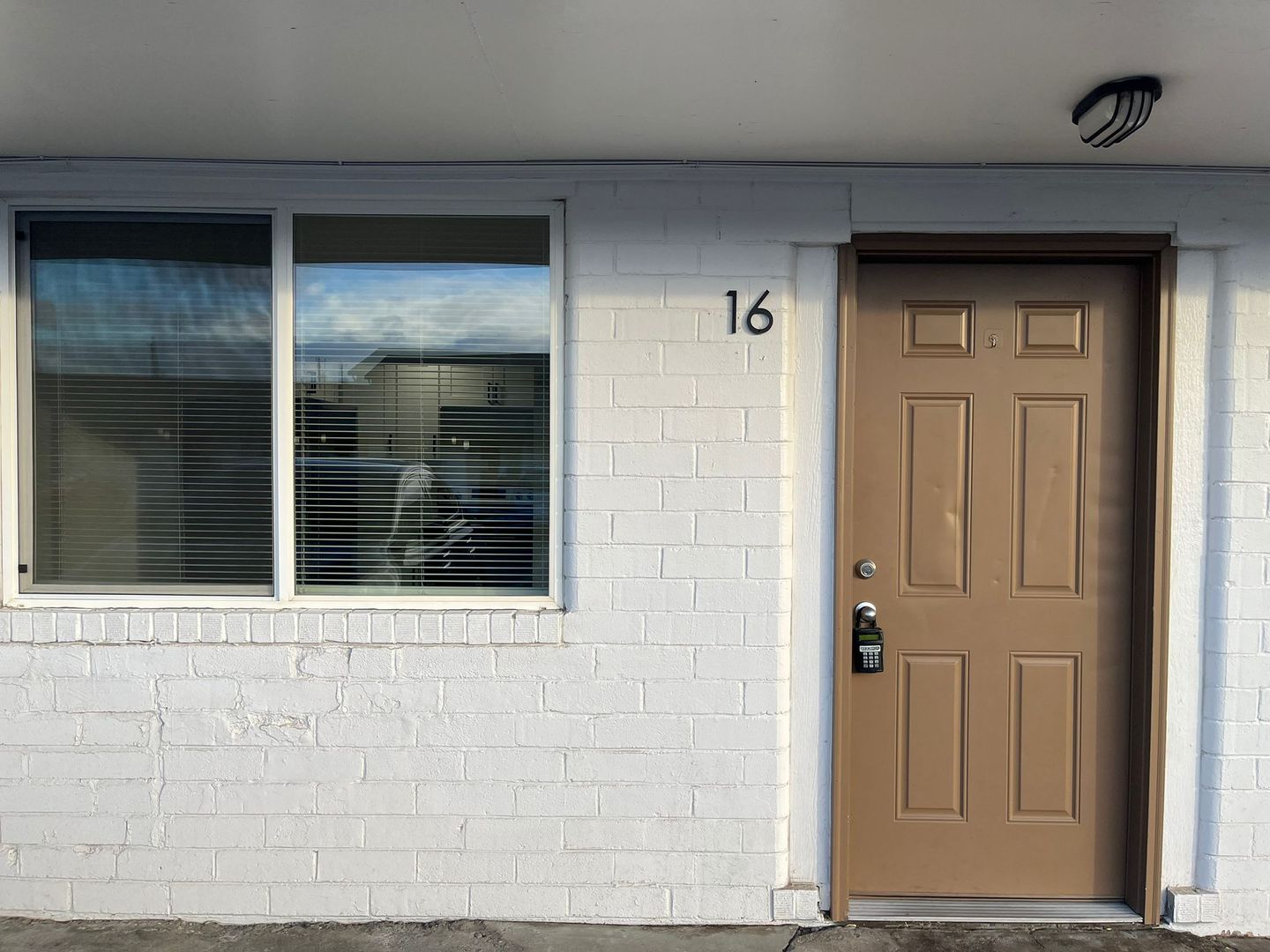 Yakima Apartment: 2502 Fruitvale Blvd