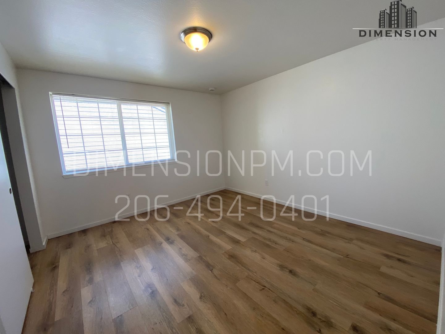 Everett Townhome: 8220 5th Ave W