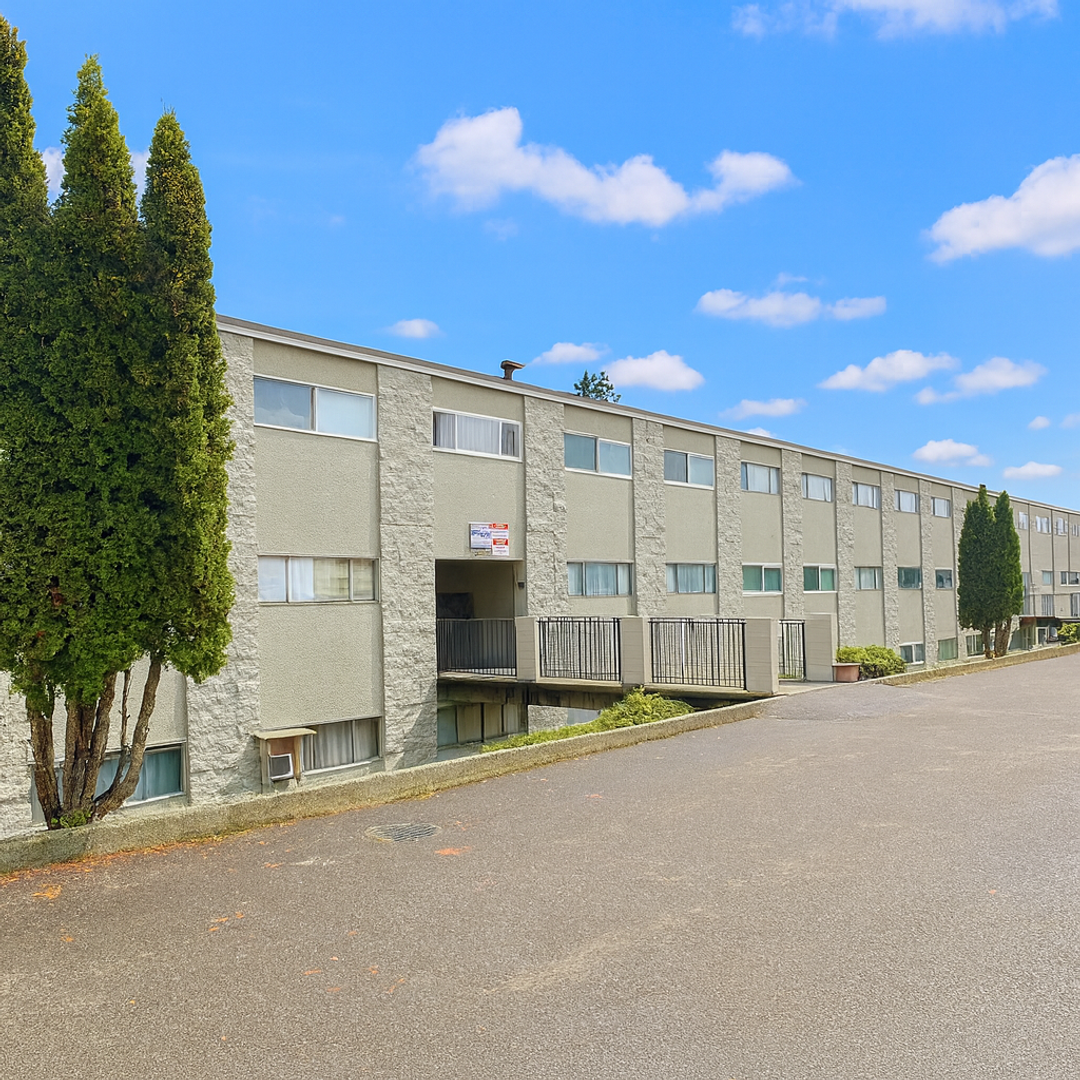 Tacoma Apartment: 2503 S I St