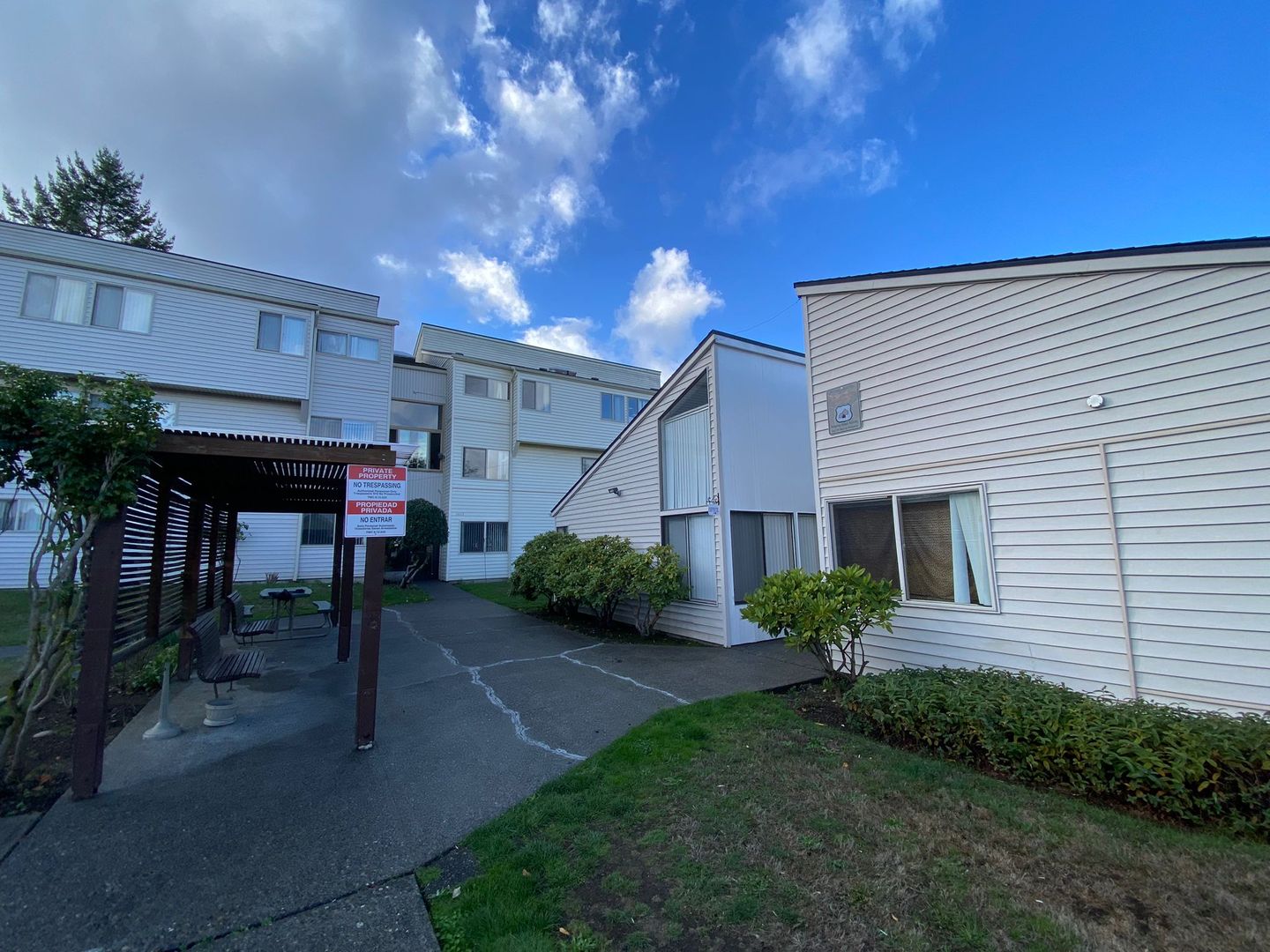 Tacoma Apartment: 1419 S J St
