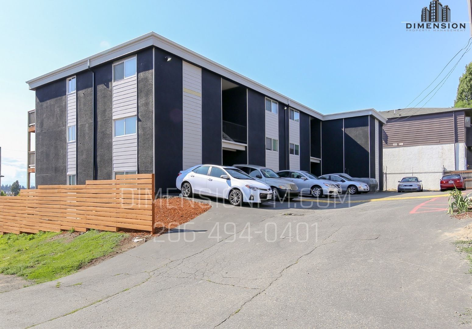 Des Moines Apartment: 21639 29th Ave S